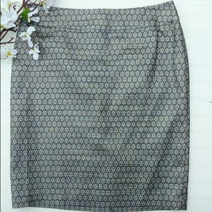 Beautiful metallic skirt EUC-Size 14W - Must see!